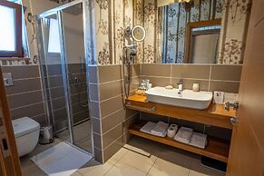 Renka Hotel & Spa