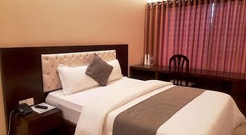 Richmond Hotel