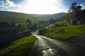 The Punch Bowl Inn