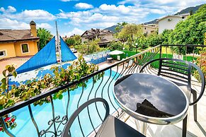 Dedeminn Garden Hotel