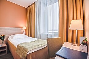 SkyEXPO Hotel