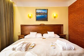 Hotel International