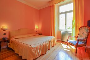 Hotel Moderno