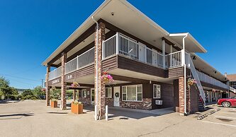Carmel Inn