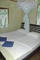 Khao Sok Island Resort and Spa