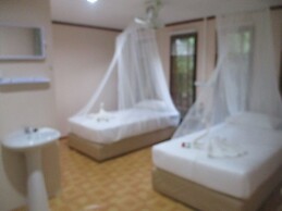 Khao Sok Island Resort and Spa