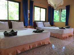 Khao Sok Island Resort and Spa