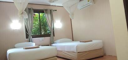 Khao Sok Island Resort and Spa