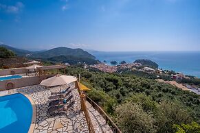 Apolis Villas & Suites