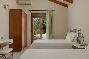 Apolis Villas & Suites