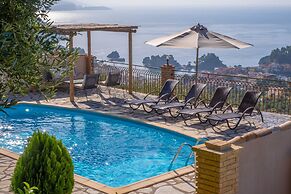 Apolis Villas & Suites