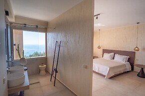 Apolis Villas & Suites