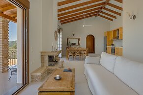 Apolis Villas & Suites