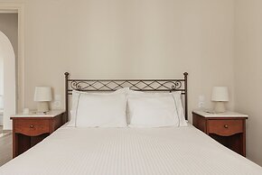 Apolis Villas & Suites