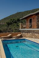 Apolis Villas & Suites