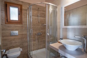 Apolis Villas & Suites