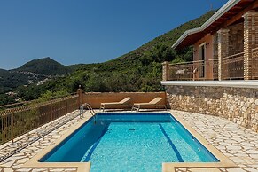 Apolis Villas & Suites