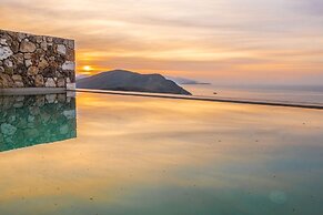 Apolis Villas & Suites