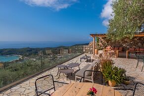 Apolis Villas & Suites