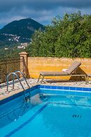 Apolis Villas & Suites