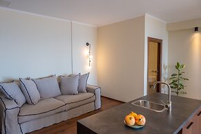 Apolis Villas & Suites