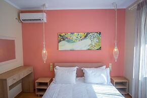 Apolis Villas & Suites