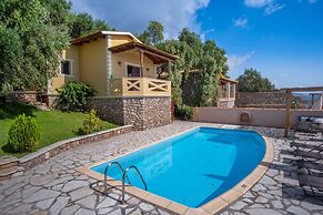 Apolis Villas & Suites