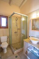 Apolis Villas & Suites