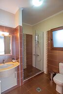 Apolis Villas & Suites