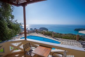 Apolis Villas & Suites