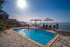 Apolis Villas & Suites