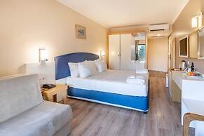L'ancora Beach Hotel