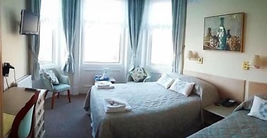 Hotel Riviera