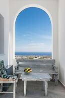 Aspronisi Luxury Villa