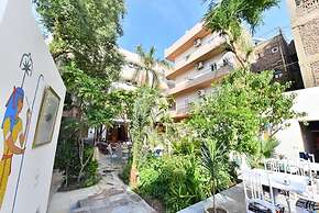 Amon Hotel