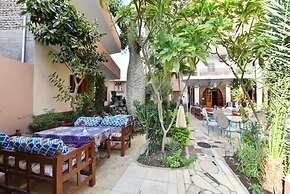 Amon Hotel