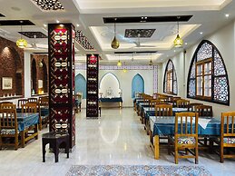Amon Hotel