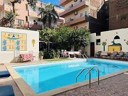 Amon Hotel