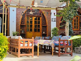 Amon Hotel