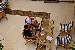 Alhambra Hotel