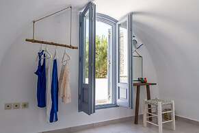 Enastron Suites