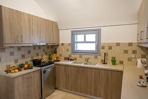 Enastron Suites