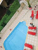 Villa Antonis