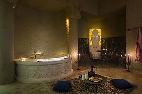 Elika Cave Suites Cappadocia, Curio Collection by Hilton
