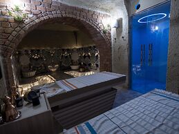 Elika Cave Suites Cappadocia, Curio Collection by Hilton