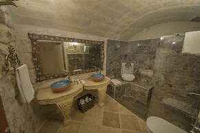 Elika Cave Suites Cappadocia, Curio Collection by Hilton