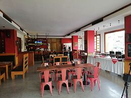 Queen's Park Hotel