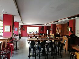 Queen's Park Hotel