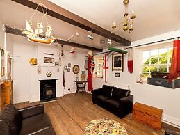 YHA Boggle Hole - Hostel