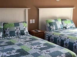 Clifty Cove Motel